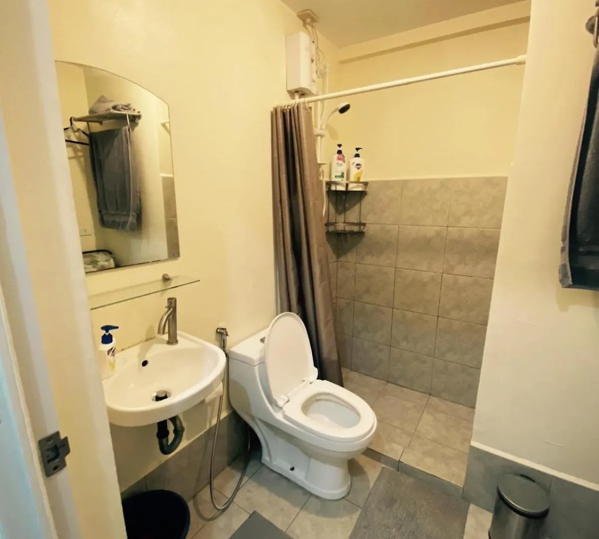 Apartment The Gamer'S Hub Manila